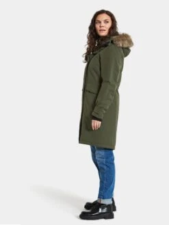 DIDRIKSONS Erika Parka Dames – Groen -Outdoorkledingwinkel didriksons4 scaled 1