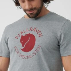 Fjallraven FJÄLLRÄVEN Fox T-shirt Man – Grey Melange -Outdoorkledingwinkel fr89